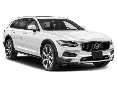 2025 Volvo V90 Cross Country Plus