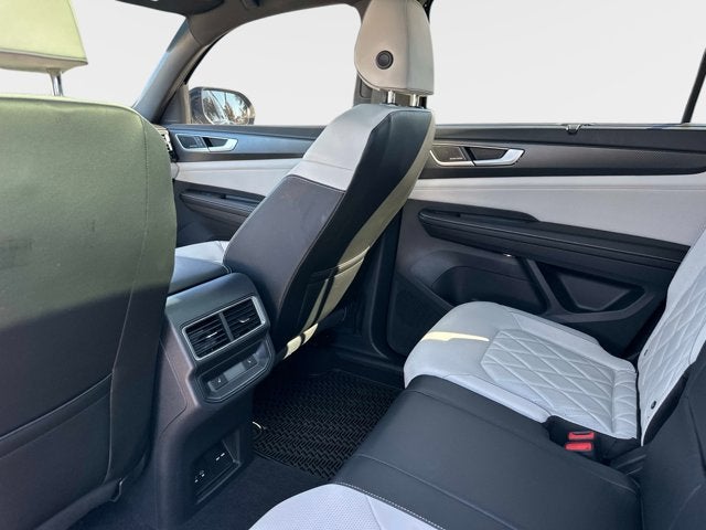 2024 Volkswagen Atlas Cross Sport 2.0T SEL Premium R-Line