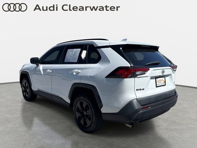 2021 Toyota RAV4 LE