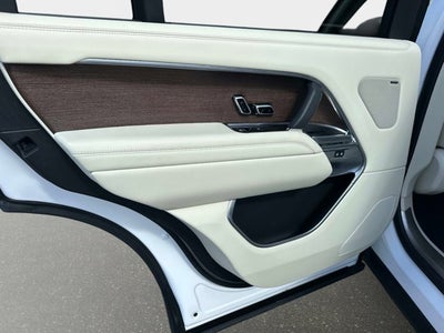 2023 Land Rover Range Rover SE