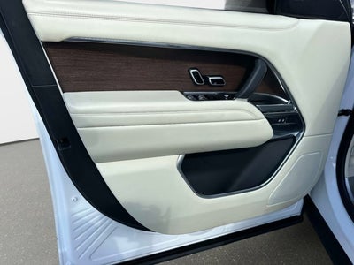 2023 Land Rover Range Rover SE