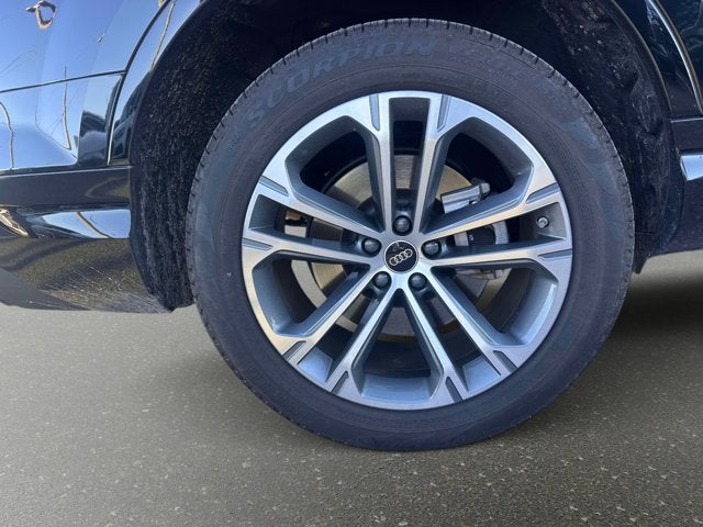 2025 Audi Q7 Premium