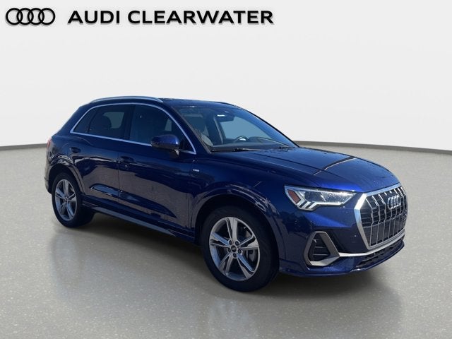 2023 Audi Q3 S line Premium