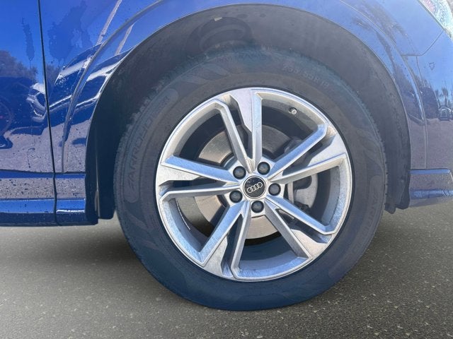 2023 Audi Q3 S line Premium