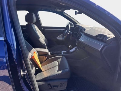 2023 Audi Q3 S line Premium