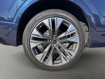 2025 Audi Q8 Premium Plus