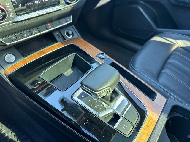 2023 Audi Q5 S line Premium