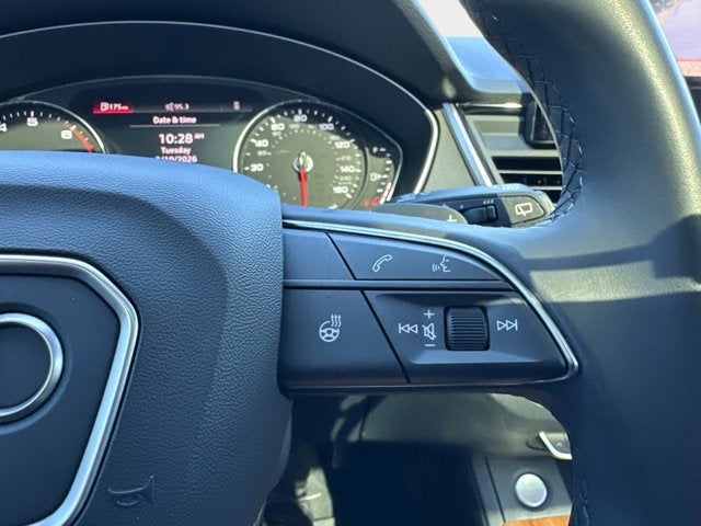 2023 Audi Q5 S line Premium