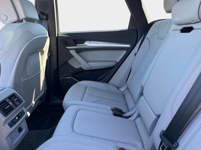 2025 Audi Q5 S line Premium