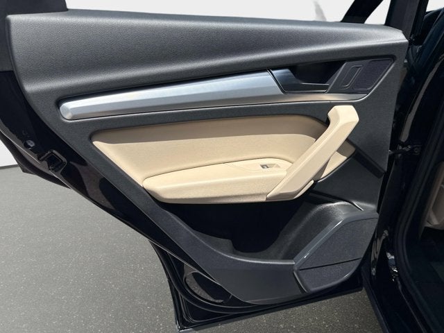 2025 Audi Q5 S line Premium