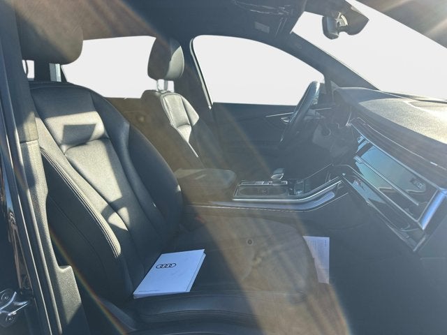 2022 Audi Q7 Premium Plus