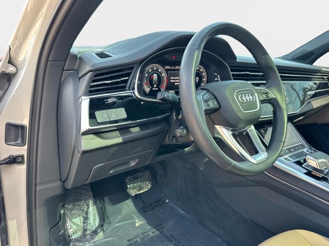 2023 Audi Q7 Premium Plus