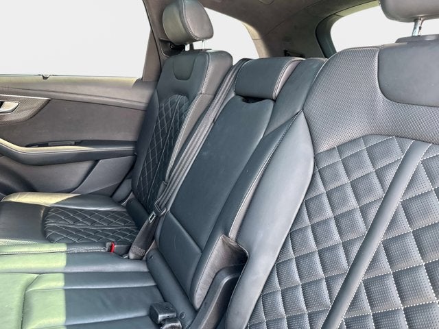 2023 Audi SQ7 Prestige