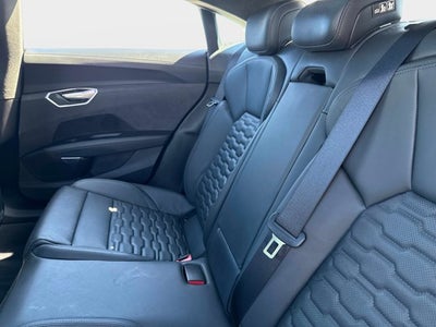 2022 Audi RS e-tron GT Base