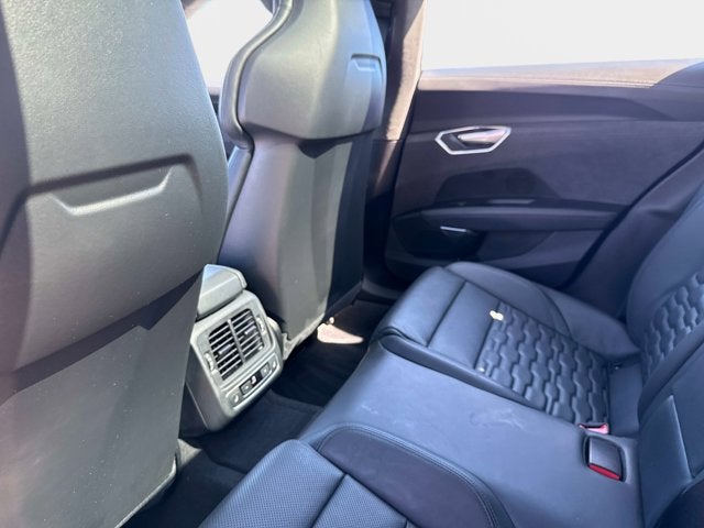 2022 Audi RS e-tron GT Base