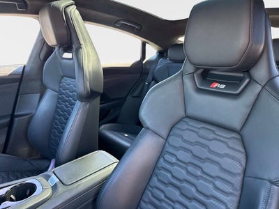 2022 Audi RS e-tron GT Base