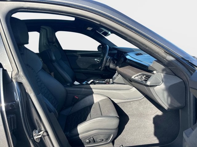 2022 Audi e-tron GT Prestige