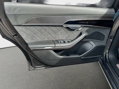 2025 Audi S8 4.0T