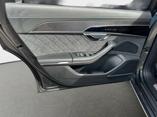 2025 Audi S8 4.0T