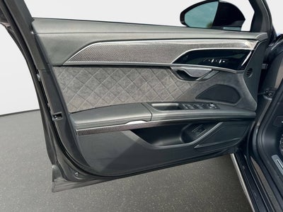2025 Audi S8 4.0T