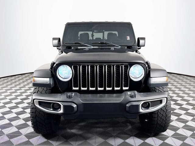 2022 Jeep Gladiator Overland