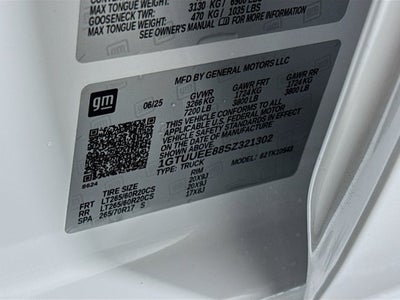 2025 GMC Sierra 1500 AT4