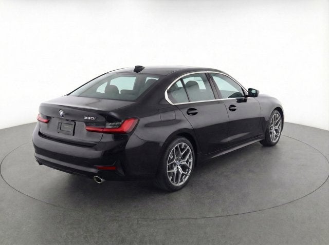 2025 BMW 3 Series 330i