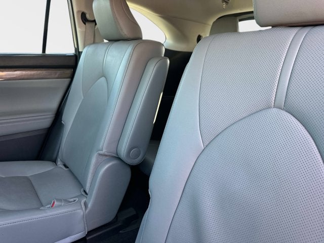 2025 Toyota Highlander Limited