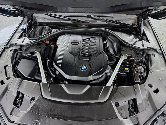 2022 BMW 7 Series 740i