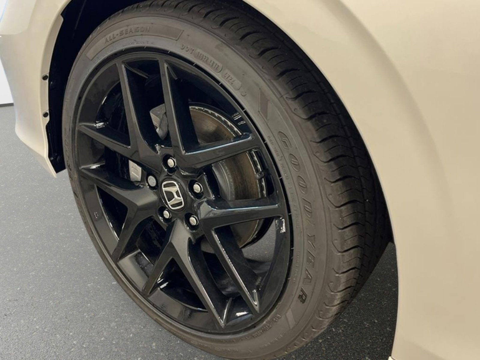 2026 Honda Civic Hatchback Sport CVT