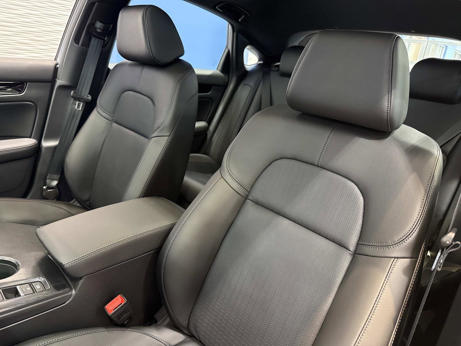 2026 Honda Civic Hatchback Hybrid Sport Touring CVT