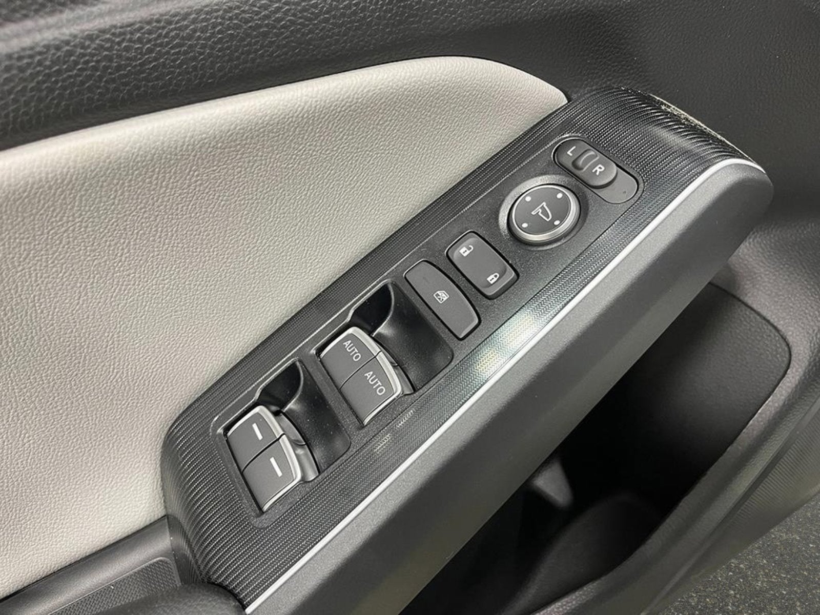 2026 Honda Civic Hatchback Hybrid Sport Touring CVT