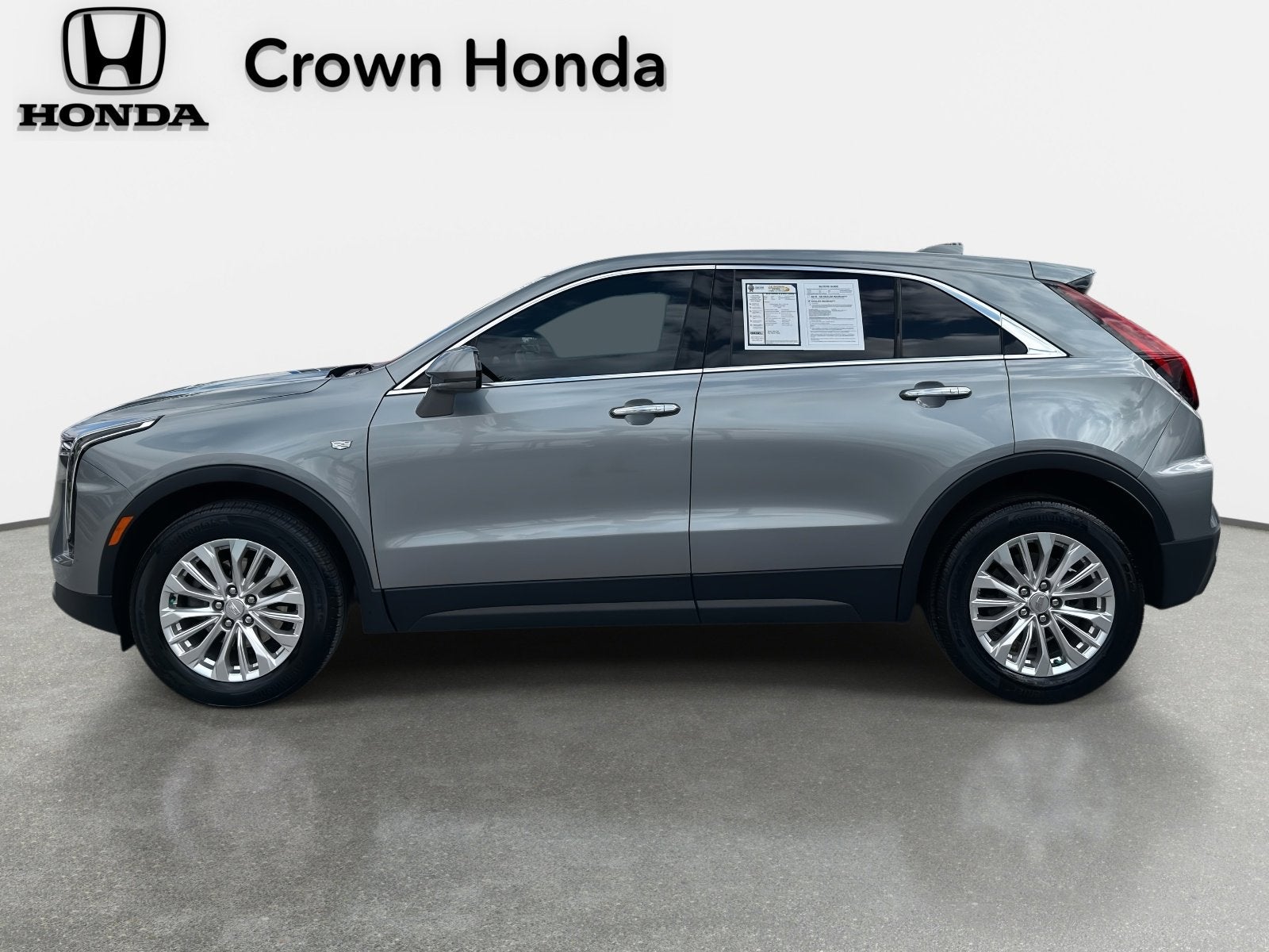 2024 Cadillac XT4 FWD Luxury