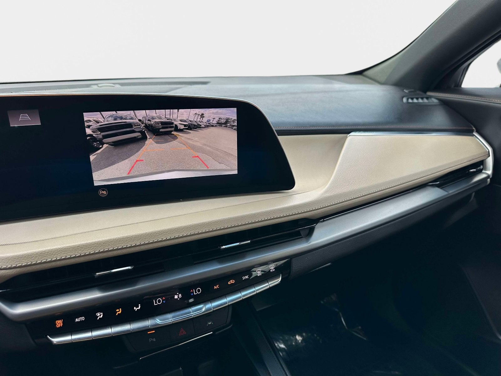 2024 Cadillac XT4 FWD Luxury