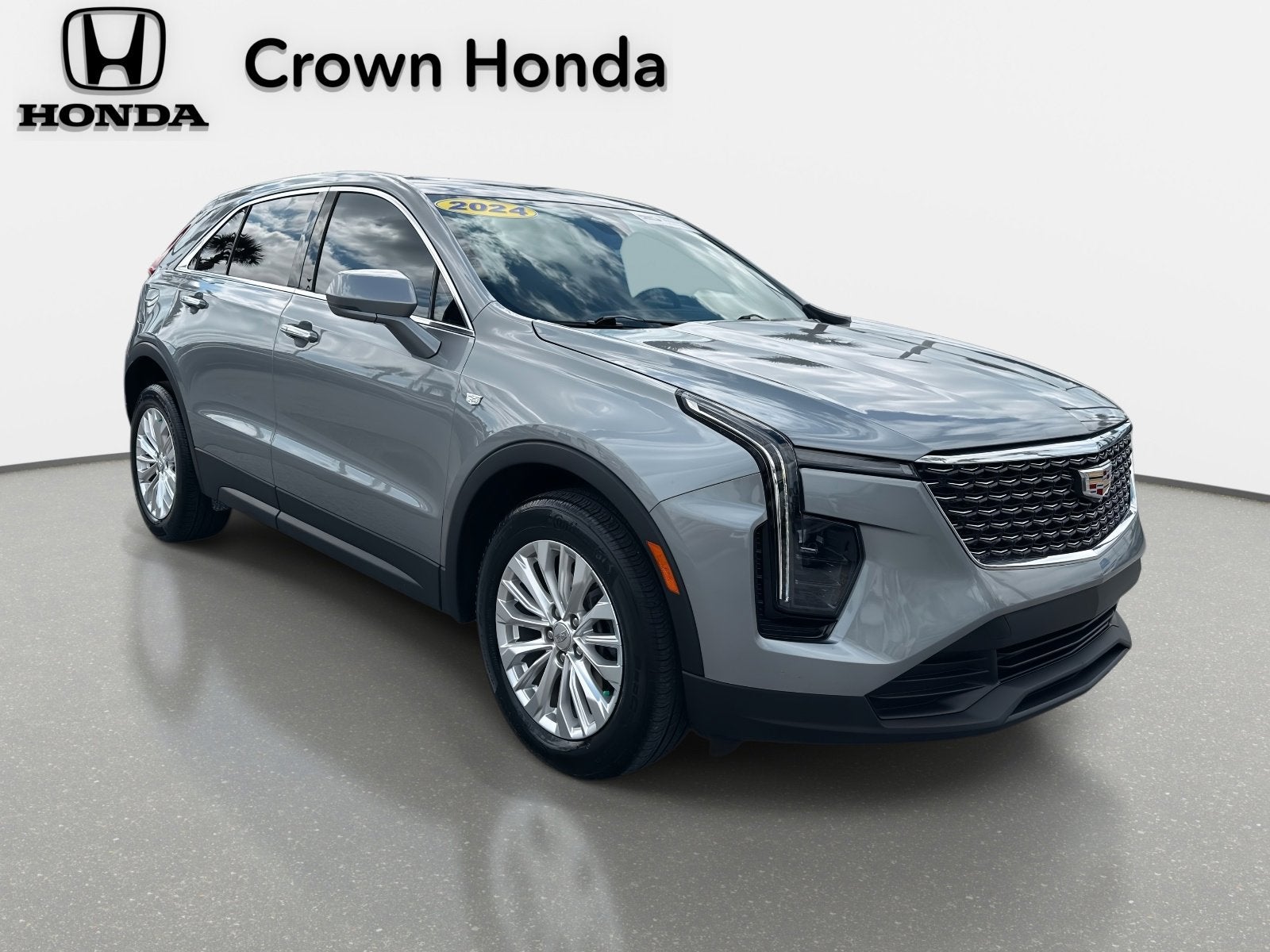 2024 Cadillac XT4 FWD Luxury