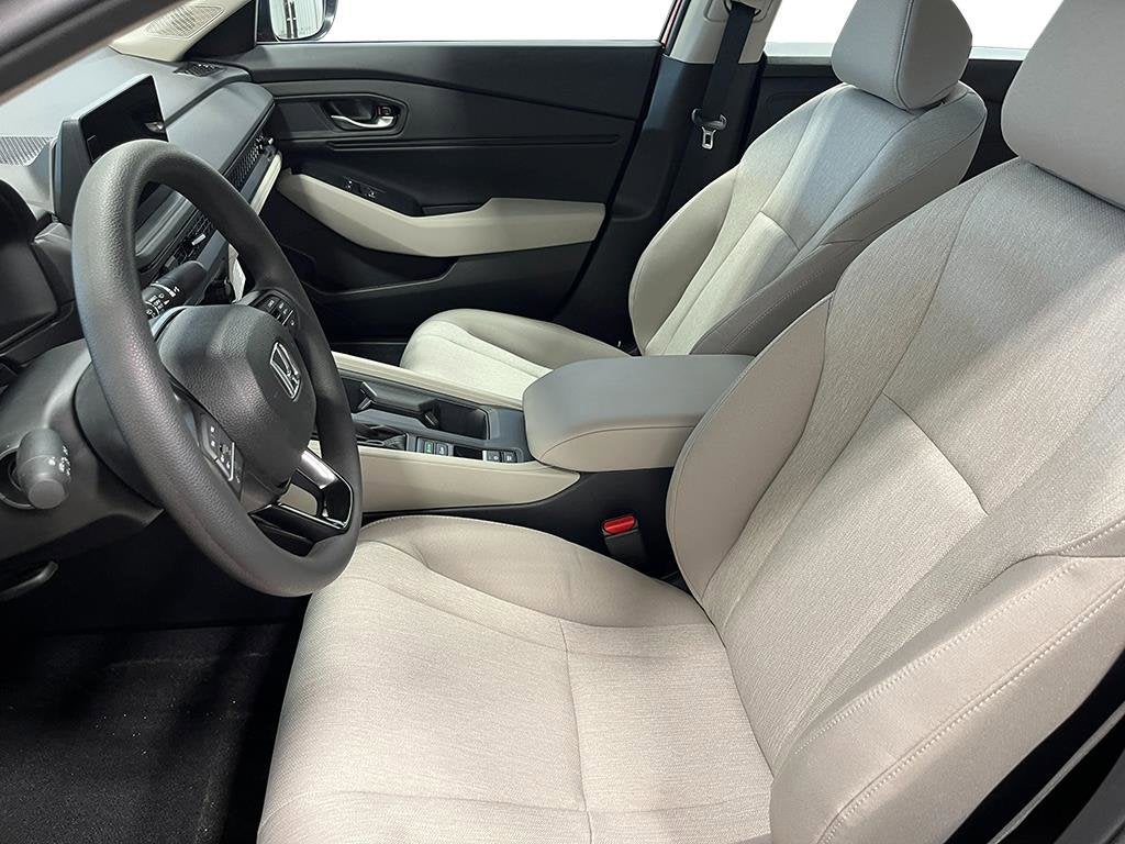 2026 Honda Accord SE CVT