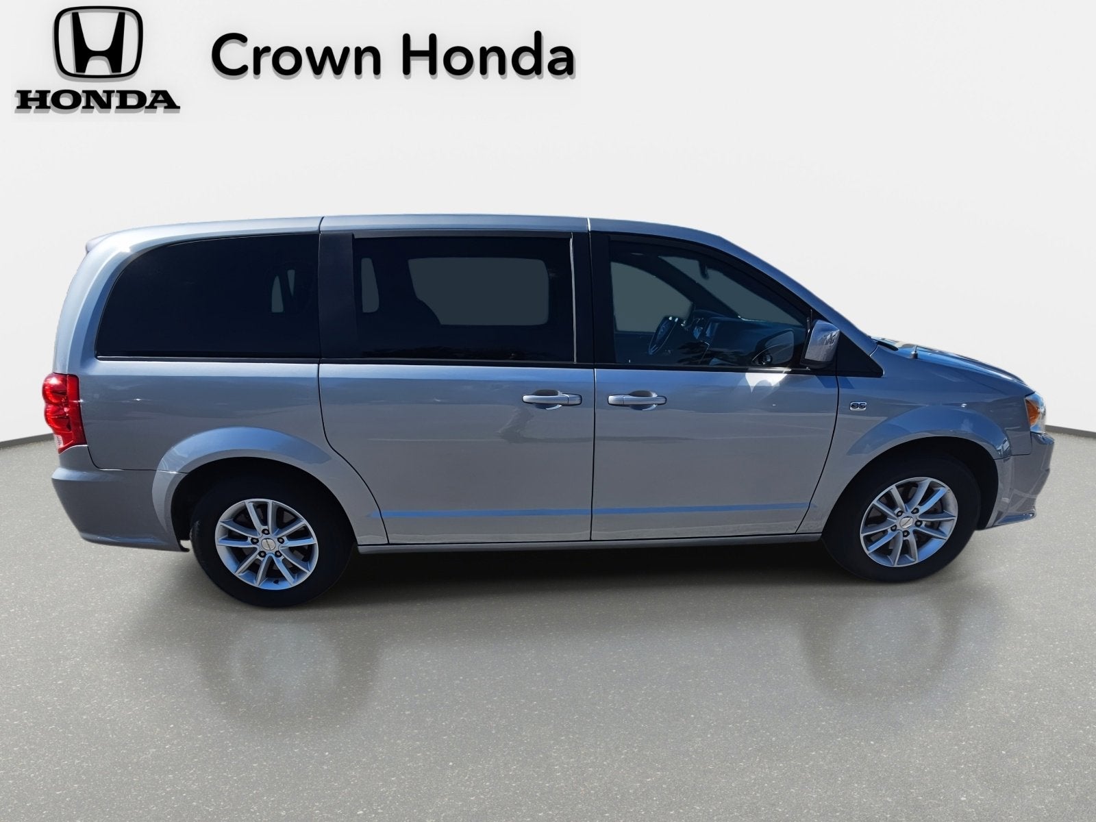 2019 Dodge Grand Caravan SE 35th Anniversary Edition