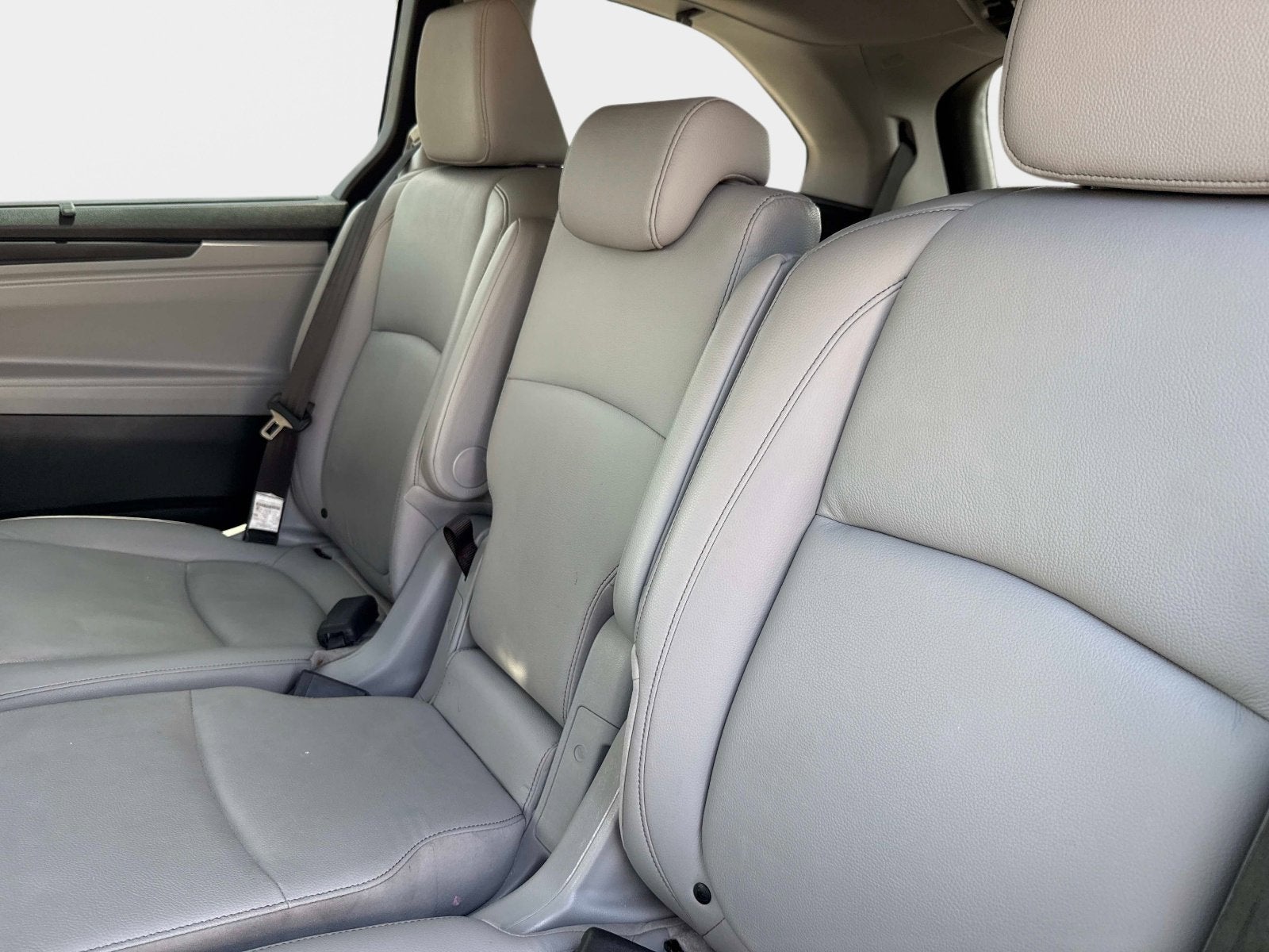 2024 Honda Odyssey EX-L - Photo 11