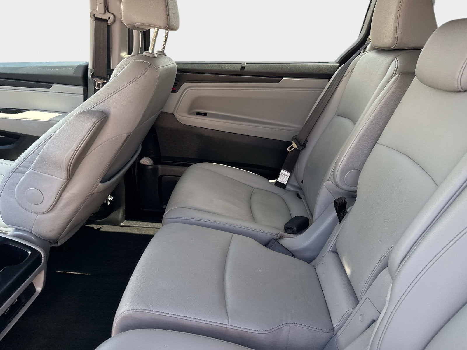 2024 Honda Odyssey EX-L - Photo 12
