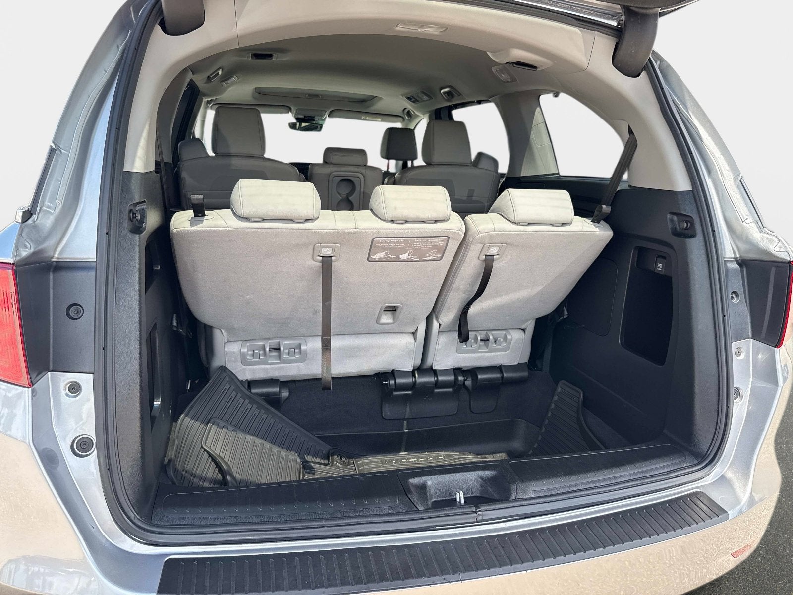 2024 Honda Odyssey EX-L - Photo 9