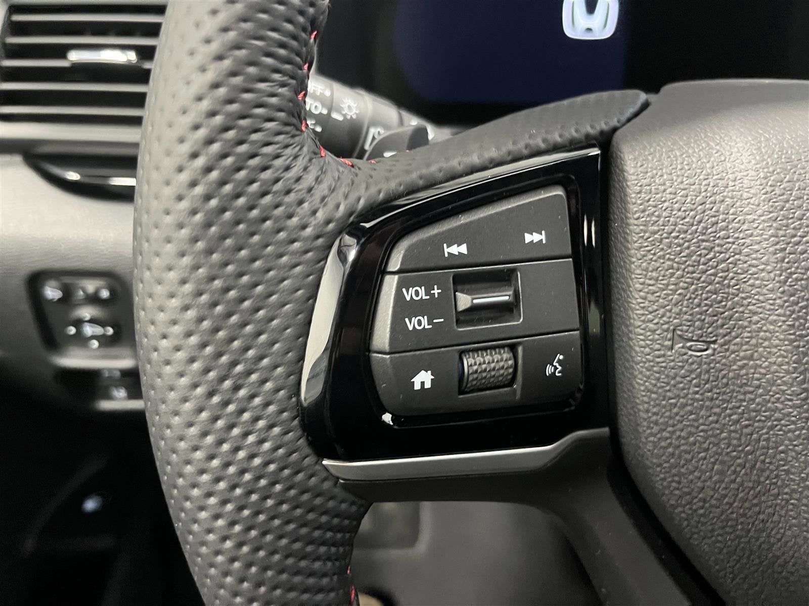 2026 Honda Ridgeline Black Edition Two-Tone