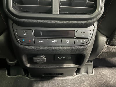 2026 Honda Ridgeline Black Edition Two-Tone