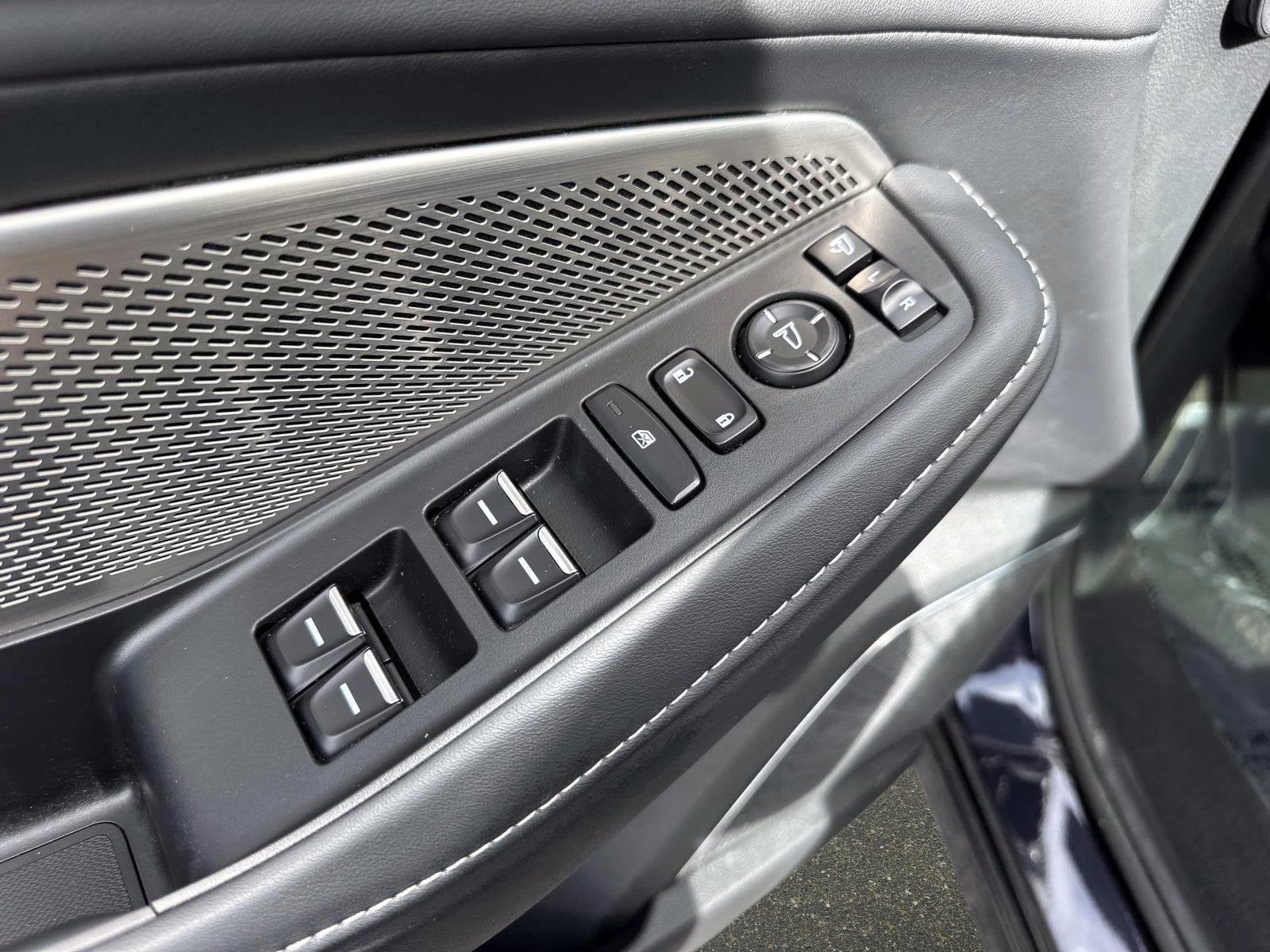 2023 Acura MDX w/Technology Package