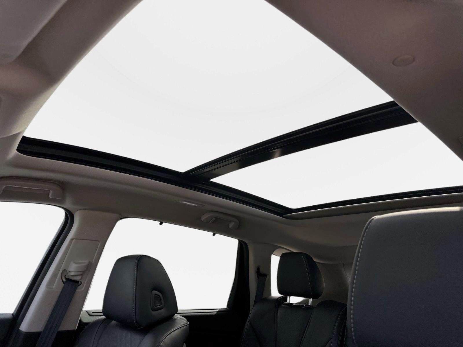 2023 Acura MDX w/Technology Package