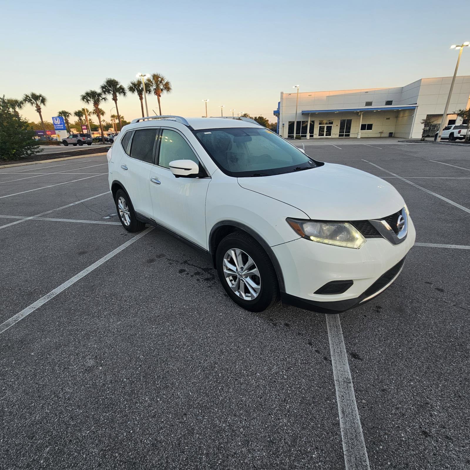 2016 Nissan Rogue SV