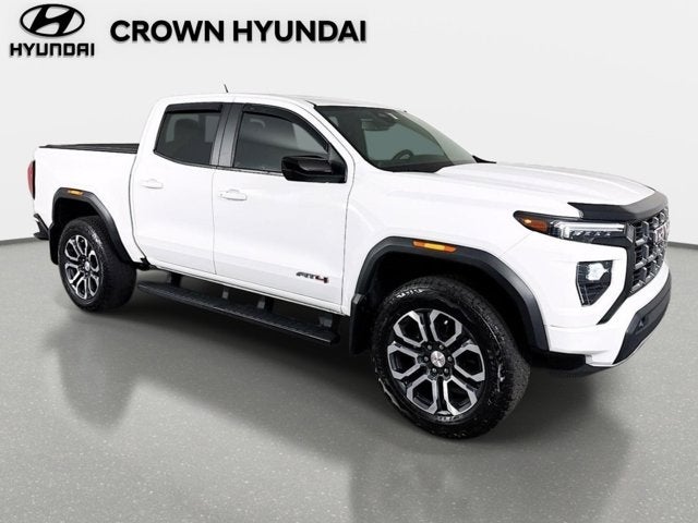 2023 GMC Canyon AT4