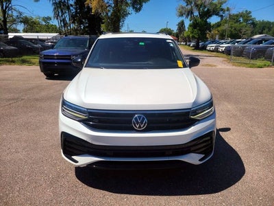 2022 Volkswagen Tiguan 2.0T SE R-Line Black