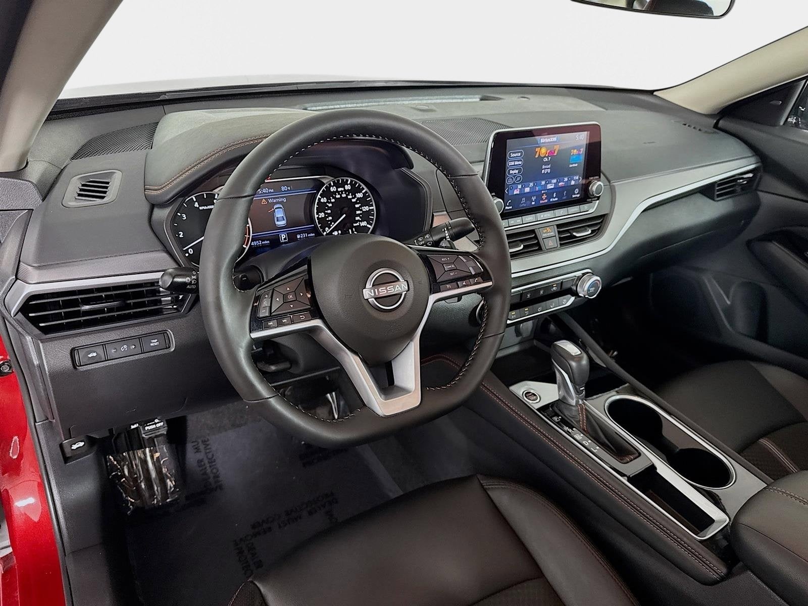 2025 Nissan Altima SR