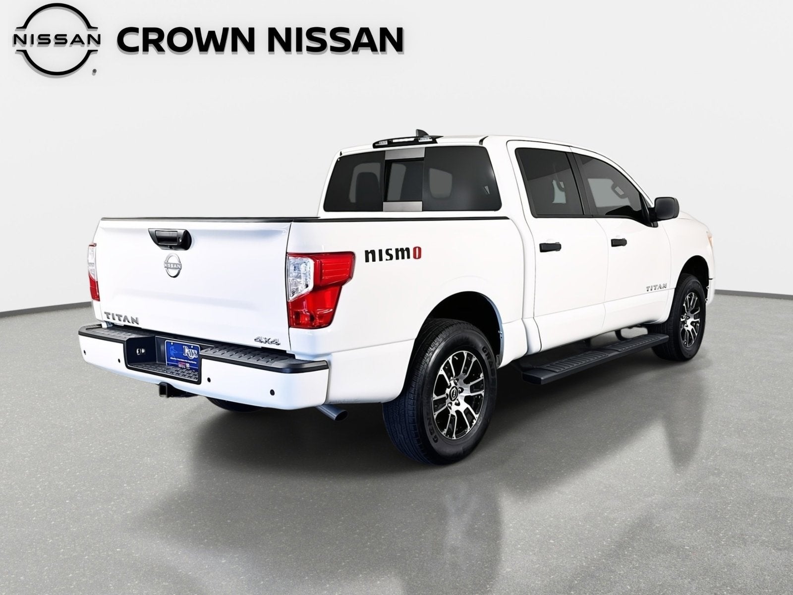 2024 Nissan Titan SV