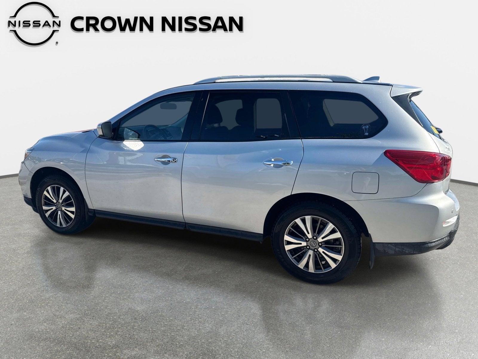 2019 Nissan Pathfinder S